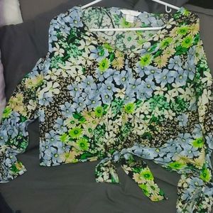 Long sleeve flower blouse